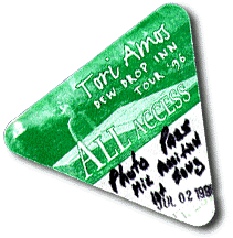 TORI AMOS- Dew DropInn Tour '96 PICTORIAL